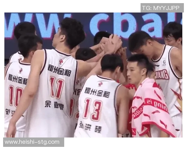 成都篮球队在世界锦标赛积分榜上以67分稳居第一名展现强劲实力